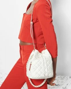 Pearl Metallic Crosby Drawstring Bucket Bag -TRAVELPRO Sales 1333C1602 A12