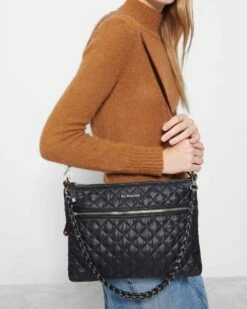 Black Crosby Crossbody -TRAVELPRO Sales 1379C1590 211214 A11