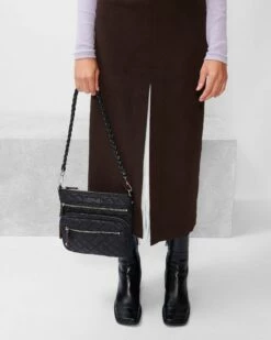 Black Downtown Crosby -TRAVELPRO Sales 1380C1590 211123 A12 bd903235 4c3c 4dd5 a411 a1736e5d4747