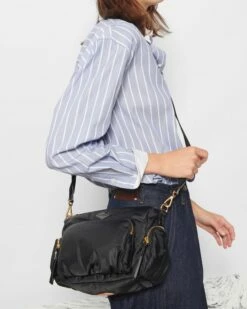 Black Small Chelsea Crossbody -TRAVELPRO Sales 1487B1682 A11