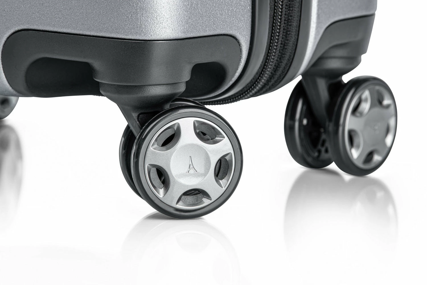 Travelpro® X Travel + Leisure Compact Carry-on Spinner And UnderSeat Tote Luggage Set 6 Travelpro® X Travel + Leisure Compact Carry-on Spinner And UnderSeat Tote Luggage Set - Image 4