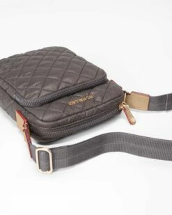 Magnet Metro Crossbody 9 Magnet Metro Crossbody -TRAVELPRO Sales AW21 Jul 1235X1595 A4